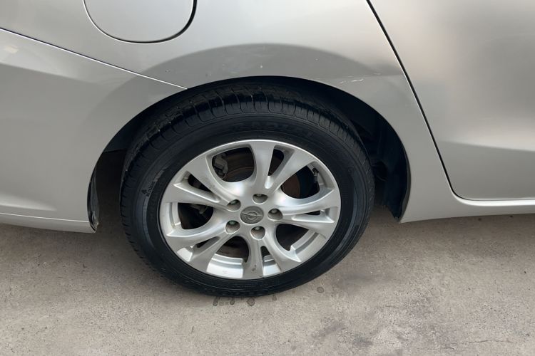 Used Haima Fumei 2014 M5 1.6L Manual Elite Model Right Rear Wheel Hub