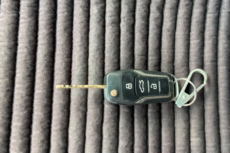 Used Haima Fumei 2014 M5 1.6L Manual Elite Model Vehicle Key