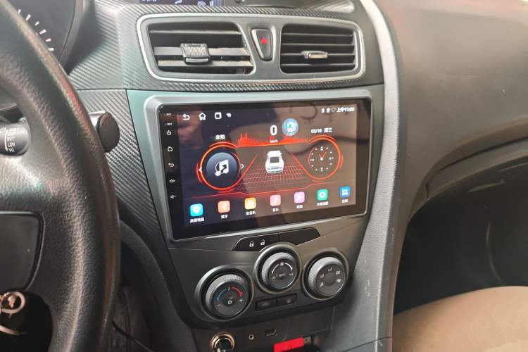 Used Haima Fumei 2014 M5 1.6L Manual Standard Model Audio And AC Panel