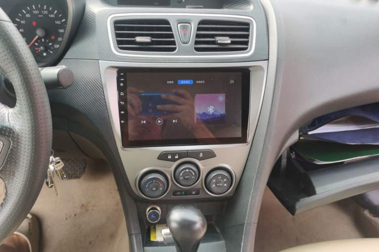 Used Haima Fumei 2014 M5 1.6L Automatic Comfort Model Audio And AC Panel