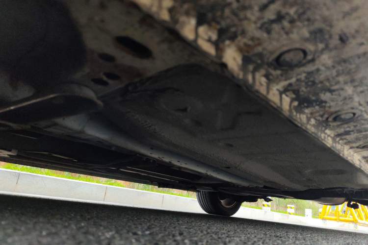 Used Haima Fumei 2014 M5 1.6L Automatic Comfort Model Chassis Front Left