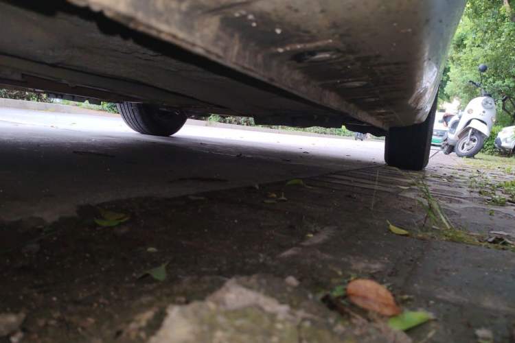 Used Haima Fumei 2014 M5 1.6L Manual Standard Model Chassis Front Left