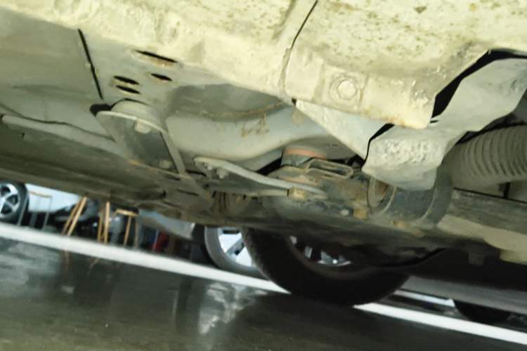 Used Haima Fumei 2014 M5 1.6L Automatic Elite Model Chassis Front Right