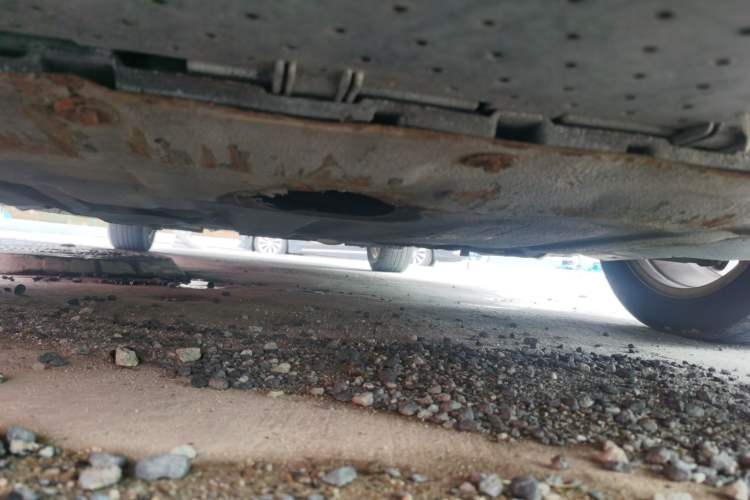 Used Haima Fumei 2014 M5 1.6L Automatic Comfort Model Chassis Front