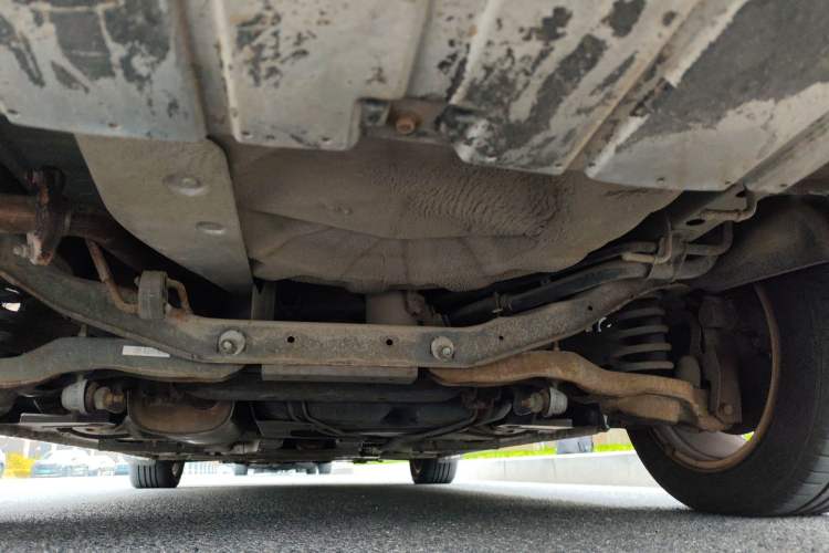 Used Haima Fumei 2014 M5 1.6L Automatic Comfort Model Chassis Rear
