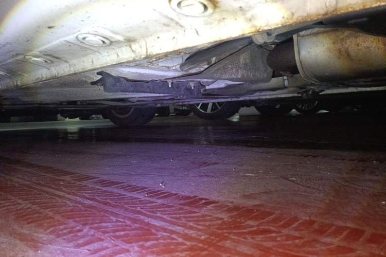 Used Haima Fumei 2014 M5 1.6L Automatic Comfort Model Chassis Rear Left