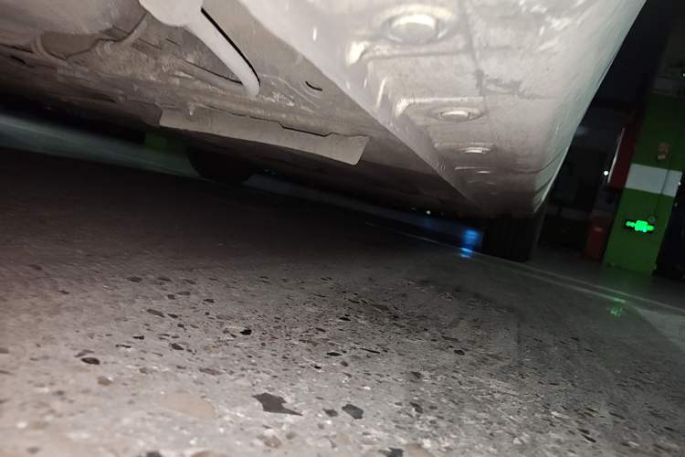 Used Haima Fumei 2014 M5 1.6L Automatic Comfort Model Chassis Rear Right