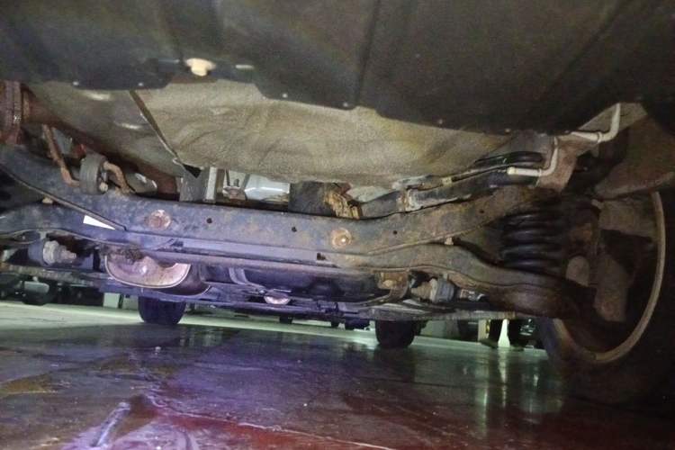 Used Haima Fumei 2014 M5 1.6L Automatic Comfort Model Chassis Rear