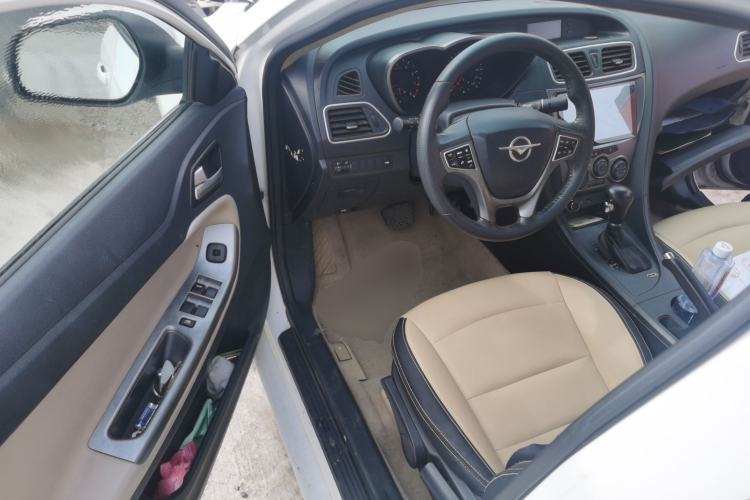 Used Haima Fumei 2014 M5 1.6L Automatic Comfort Model Driver Seat
