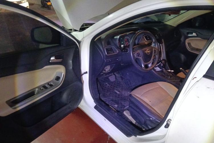 Used Haima Fumei 2014 M5 1.6L Automatic Comfort Model Driver Seat