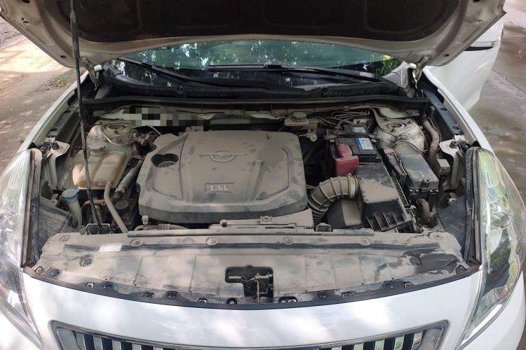 Used Haima Fumei 2014 M5 1.6L Manual Fashion Edition Engine Bay