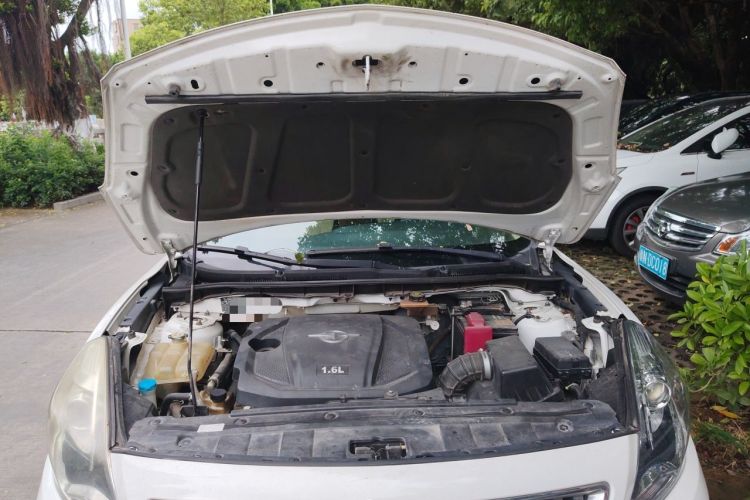 Used Haima Fumei 2014 M5 1.6L Manual Standard Model Engine Bay