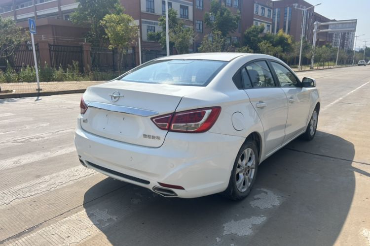 Used Haima Fumei 2014 M5 1.6L Automatic Elite Model Exterior 5