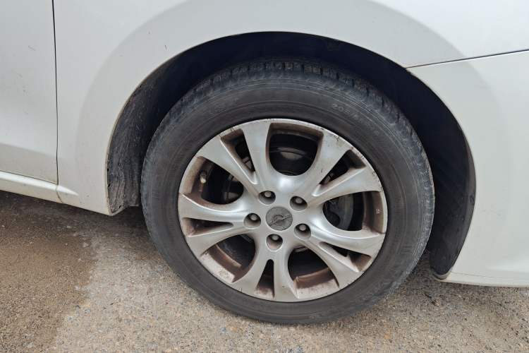 Used Haima Fumei 2014 M5 1.6L Manual Standard Model Exterior 7