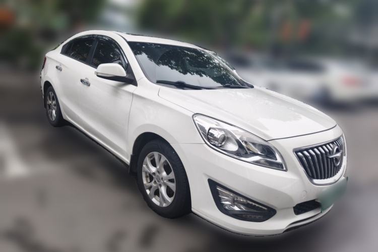 Used Haima Fumei 2014 M5 1.6L Manual Luxury Model Front Right 45 Deg