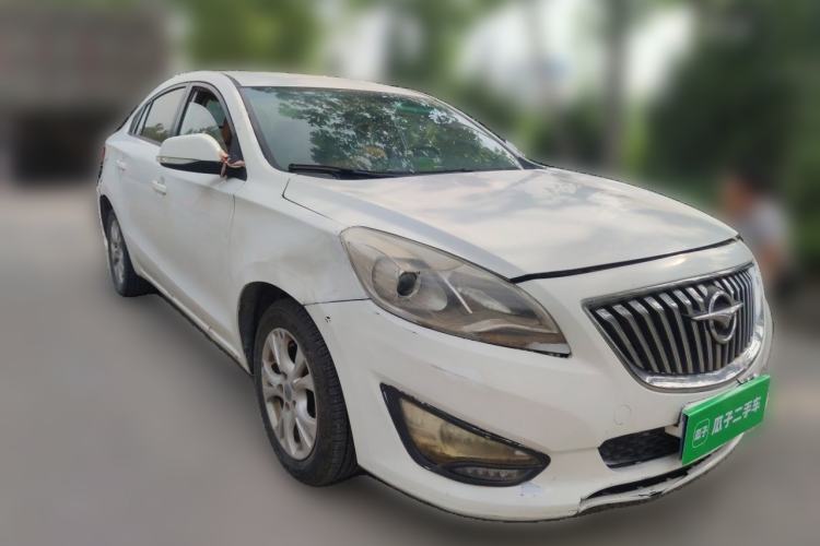 Used Haima Fumei 2014 M5 1.6L Manual Elite Model Front Right 45 Deg