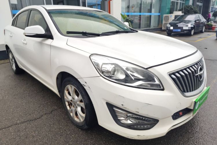 Used Haima Fumei 2014 M5 1.6L Manual Elite Model Front Right 45 Deg