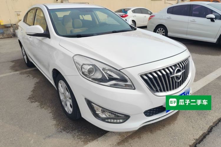 Used Haima Fumei 2014 M5 1.6L Manual Elite Model Front Right 45 Deg