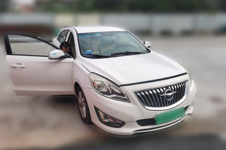 Used Haima Fumei 2014 M5 1.6L Automatic Comfort Model Front Right 45 Deg