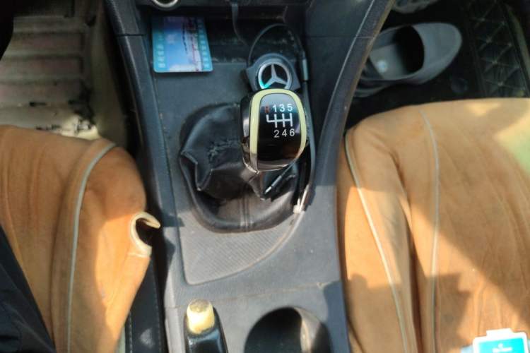 Used Haima Fumei 2014 M5 1.6L Manual Elite Model Gear Lever