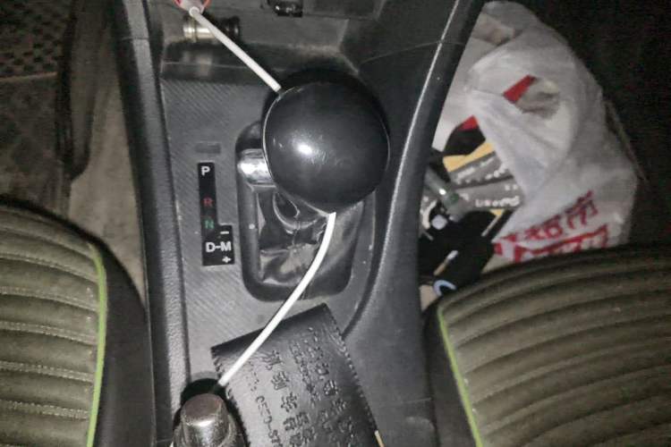 Used Haima Fumei 2014 M5 1.6L Automatic Elite Model Gear Lever