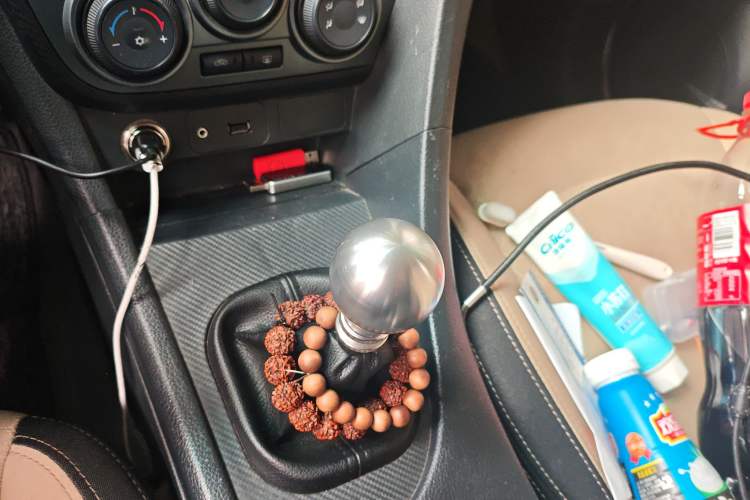 Used Haima Fumei 2014 M5 1.6L Manual Standard Model Gear Lever