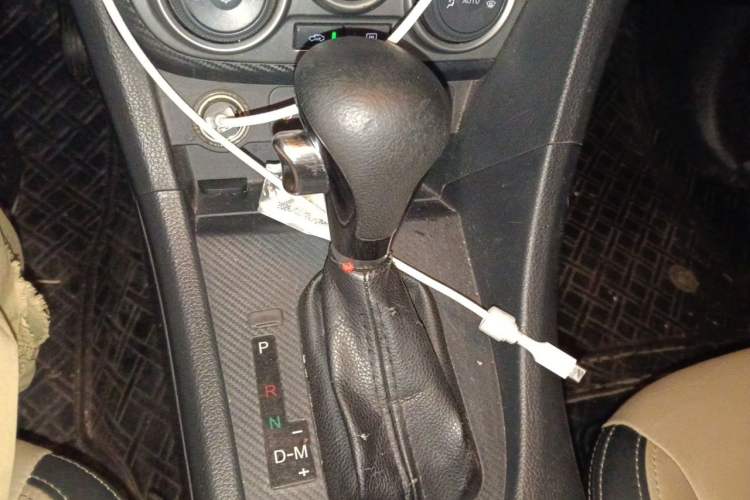 Used Haima Fumei 2014 M5 1.6L Automatic Comfort Model Gear Lever