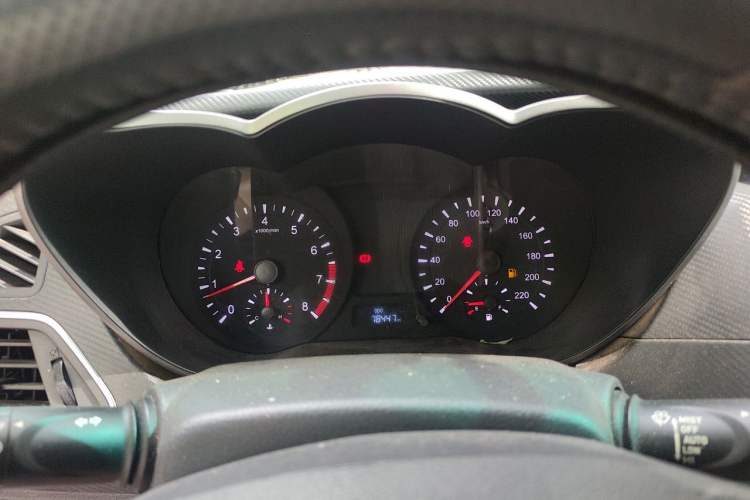 Used Haima Fumei 2014 M5 1.6L Manual Fashion Edition Instrument Cluster