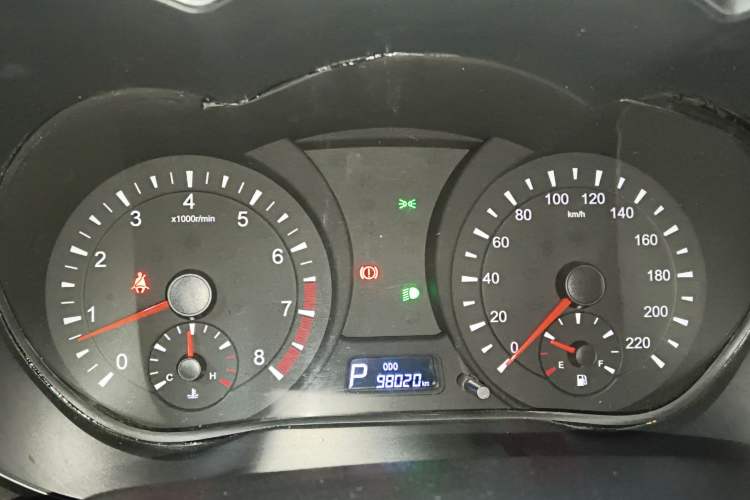 Used Haima Fumei 2014 M5 1.6L Automatic Elite Model Instrument Cluster