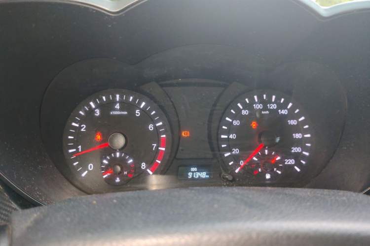 Used Haima Fumei 2014 M5 1.6L Manual Standard Model Instrument Cluster