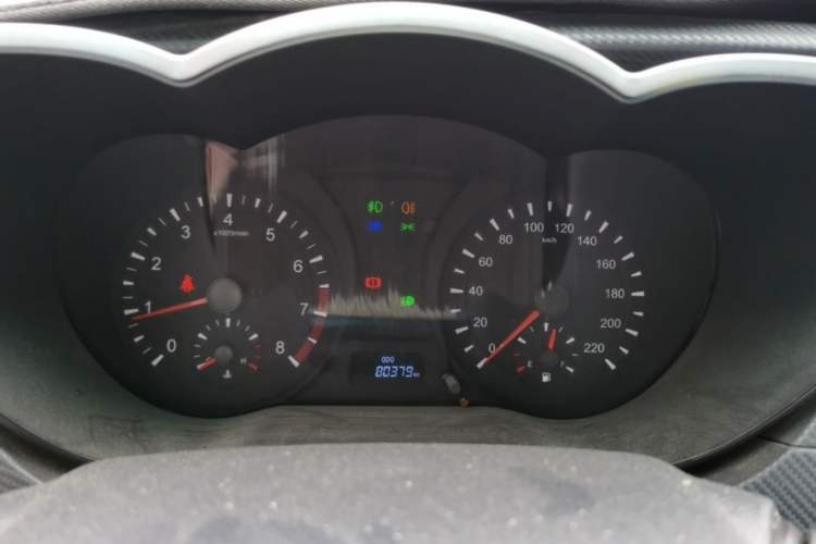 Used Haima Fumei 2014 M5 1.6L Manual Standard Model Instrument Cluster
