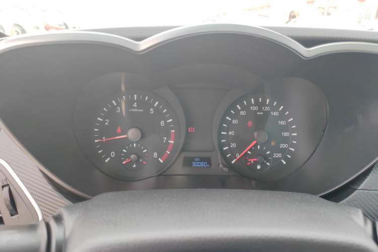 Used Haima Fumei 2014 M5 1.6L Manual Elite Model Instrument Cluster