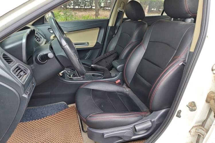 Used Haima Fumei 2014 M5 1.6L Manual Standard Model Left Front Seat