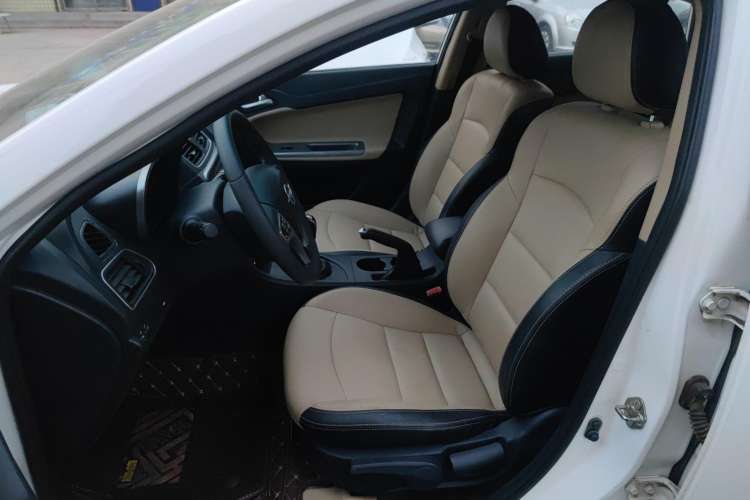 Used Haima Fumei 2014 M5 1.6L Manual Fashion Edition Left Front Seat