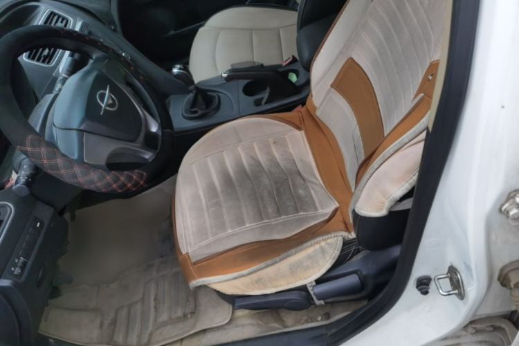 Used Haima Fumei 2014 M5 1.6L Manual Standard Model Left Front Seat