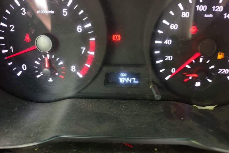 Used Haima Fumei 2014 M5 1.6L Manual Fashion Edition Odometer Close Up