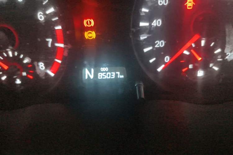 Used Haima Fumei 2014 M5 1.6L Automatic Elite Model Odometer Close Up
