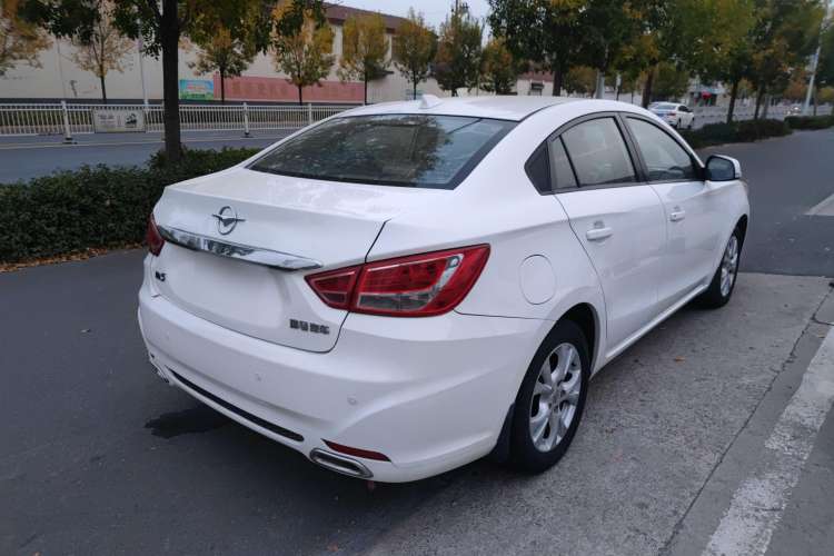 Used Haima Fumei 2014 M5 1.6L Manual Fashion Edition Rear Right 45 Deg