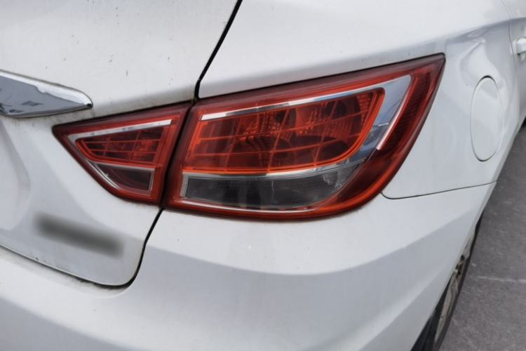 Used Haima Fumei 2014 M5 1.6L Manual Standard Model Right Rear Taillight