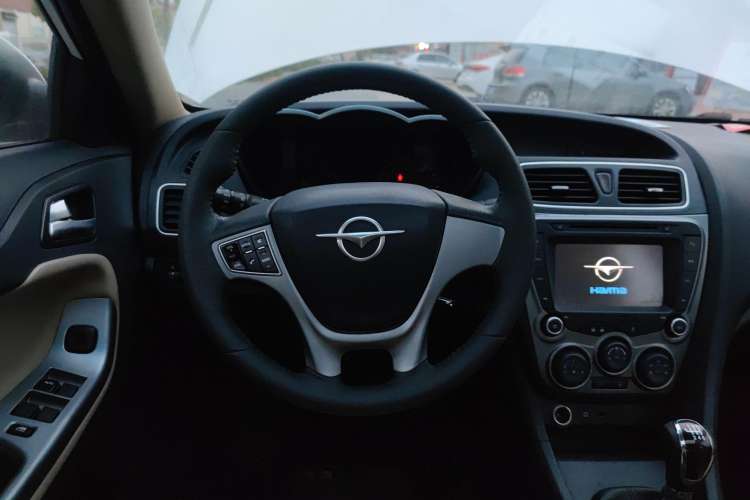 Used Haima Fumei 2014 M5 1.6L Manual Fashion Edition Steering Wheel