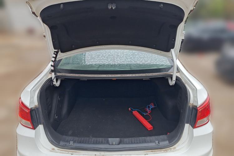 Used Haima Fumei 2014 M5 1.6L Manual Standard Model Trunk