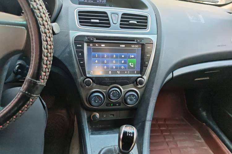 Used Haima Fumei 2014 M5 1.6L Manual Standard Model Audio And AC Panel