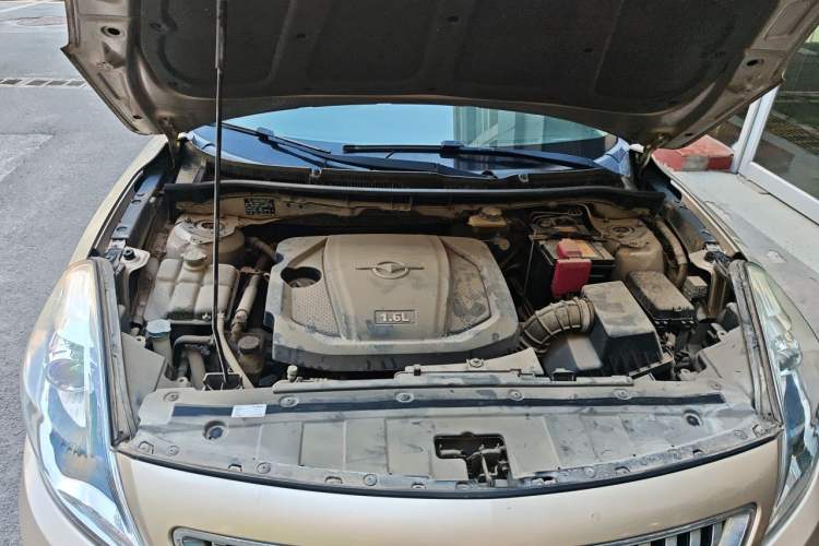 Used Haima Fumei 2014 M5 1.6L Manual Standard Model Engine Bay