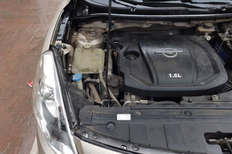 Used Haima Fumei 2014 M5 1.6L Manual Standard Model Engine Bay Right