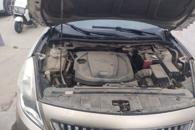 Used Haima Fumei 2014 M5 1.6L Manual Elite Model Engine Bay Right
