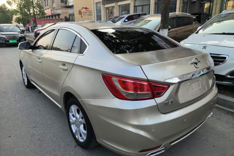 Used Haima Fumei 2014 M5 1.6L Manual Fashion Edition Exterior 3