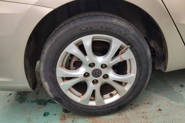 Used Haima Fumei 2014 M5 1.6L Manual Elite Model Exterior 5