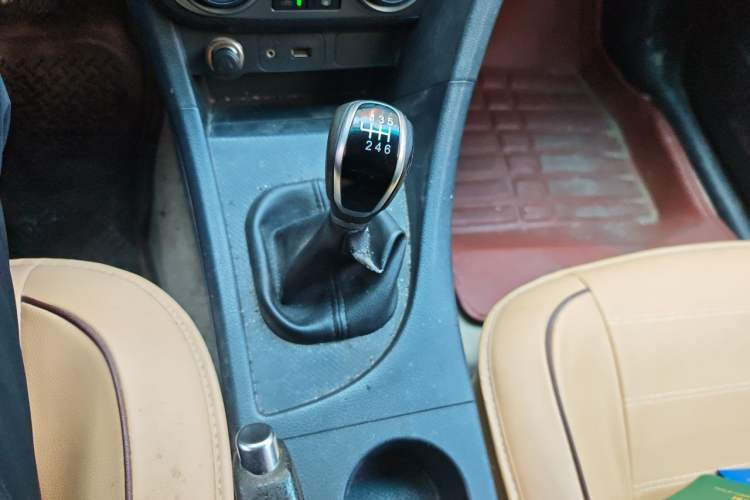 Used Haima Fumei 2014 M5 1.6L Manual Standard Model Gear Lever