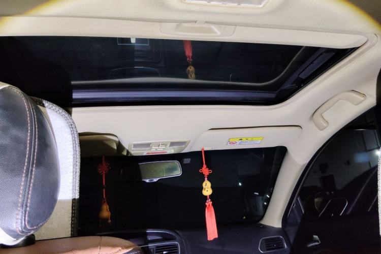 Used Haima Fumei 2014 M5 1.6L Manual Luxury Model Headliner