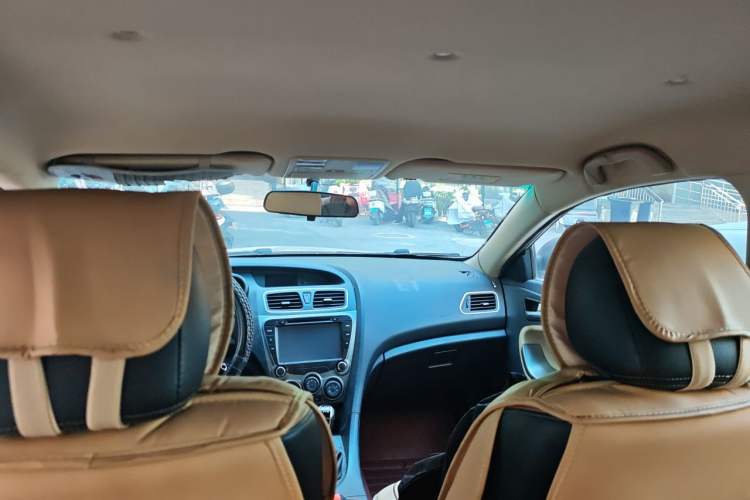 Used Haima Fumei 2014 M5 1.6L Manual Standard Model Headliner